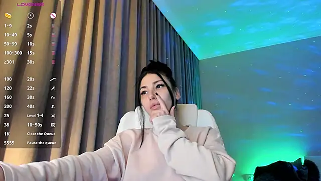 VickyBooXXX online show from December 2025 07:04:02 PM