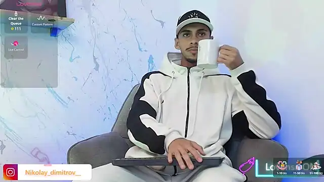 Snapshot of Sam_culhane chatting on November 2025 04:51:02 AM Sam culhane online show from November 2025 04:51:02 AM