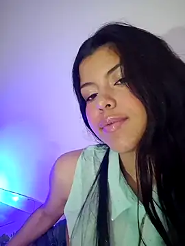 Angela Sophie online show from March 2026 07:58:02 PM