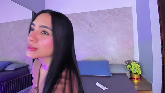 Snapshot of Estefy_gomez09 chatting on June 2026 01:41:02 PM Estefy gomez09 online show from June 2026 01:41:02 PM