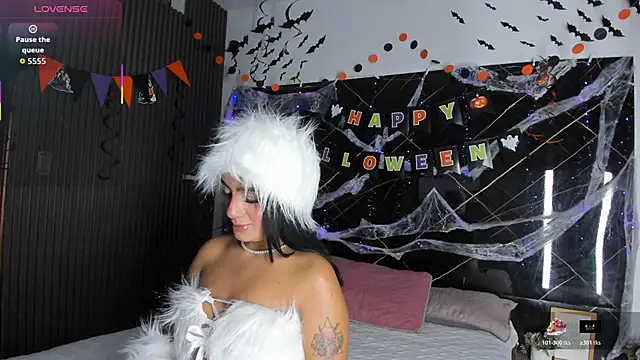 Estefy gomez09 online show from November 2025 05:14:02 AM