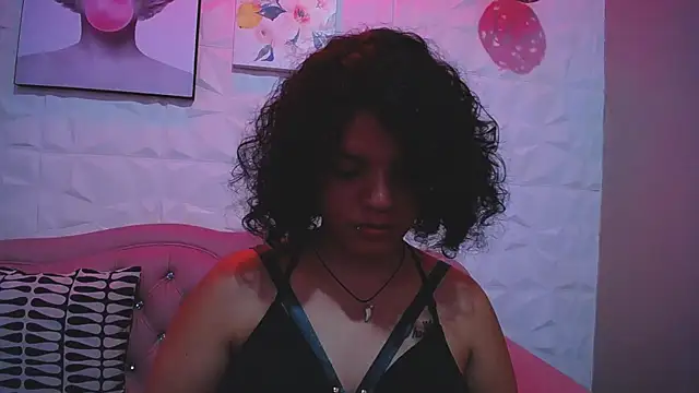 HoneyVelvet online show from February 2025 10:30:01 PM