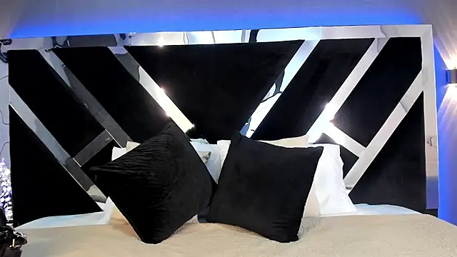 Snapshot of AliDiaz_ chatting on May 2026 06:44:02 PM AliDiaz online show from May 2026 06:44:02 PM