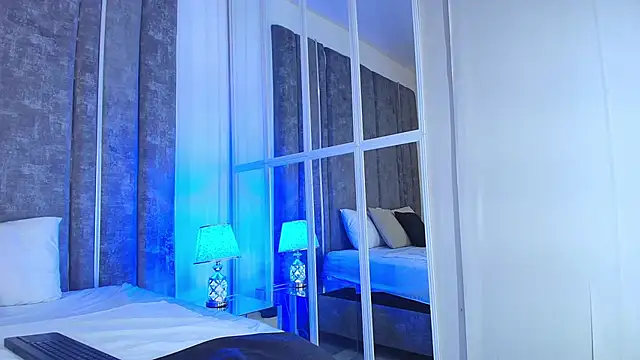 AliDiaz  online show from February 2026 07:14:01 PM