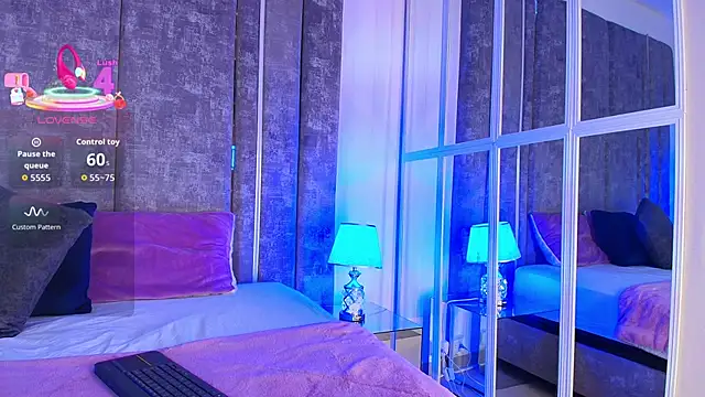 AliDiaz  online show from November 2025 07:25:01 PM