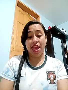 Snapshot of kamila_lovee chatting on November 2025 08:34:01 PM kamila lovee online show from November 2025 08:34:01 PM