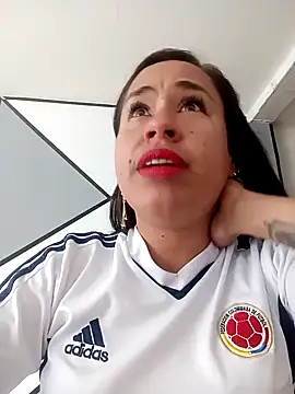 Snapshot of kamila_lovee chatting on March 2025 04:31:02 PM kamila lovee online show from March 2025 04:31:02 PM