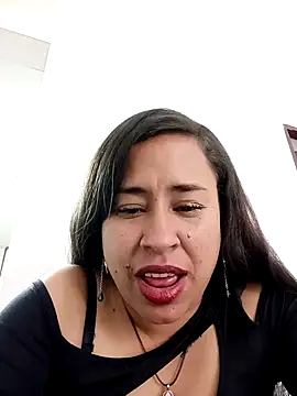 Snapshot of kamila_lovee chatting on October 2025 06:56:01 PM kamila lovee online show from October 2025 06:56:01 PM