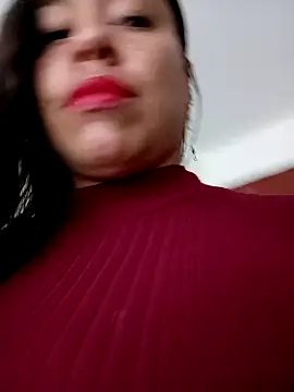 Snapshot of kamila_lovee chatting on November 2025 08:20:02 PM kamila lovee online show from November 2025 08:20:02 PM