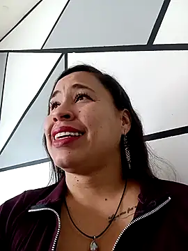 Snapshot of kamila_lovee chatting on October 2025 07:14:01 PM kamila lovee online show from October 2025 07:14:01 PM