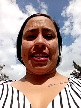 Snapshot of kamila_lovee chatting on October 2025 07:44:02 PM kamila lovee online show from October 2025 07:44:02 PM