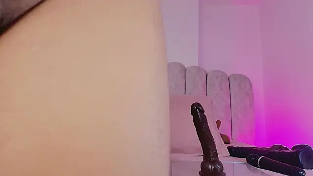 sharlott miller online show from February 2026 12:01:02 PM