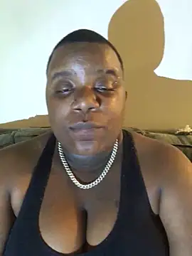 Snapshot of tiptrx chatting on January 2025 04:48:01 AM tiptrx online show from January 2025 04:48:01 AM