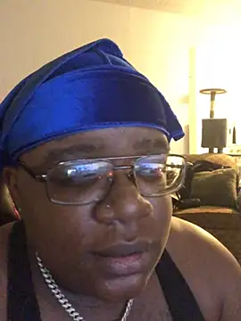 Snapshot of tiptrx chatting on January 2025 12:05:01 AM tiptrx online show from January 2025 12:05:01 AM