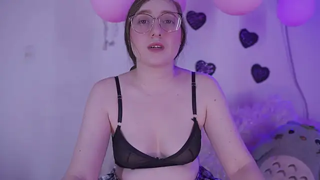 julietha bianco  online show from February 2025 10:27:01 PM