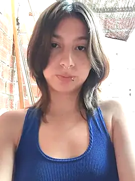 Maiden-Hot online show from September 2025 07:52:01 PM