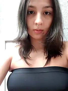 Maiden-Hot online show from March 2026 08:10:01 PM