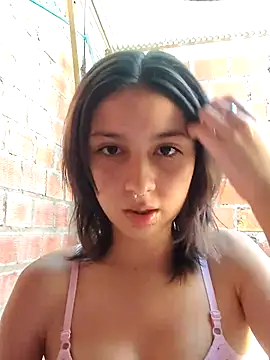 Maiden-Hot online show from September 2025 07:03:01 PM