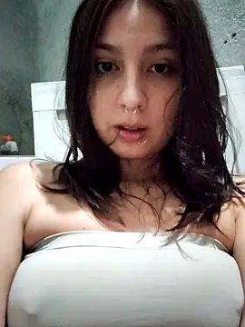 Maiden-Hot online show from April 2026 05:52:02 AM