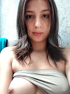 Maiden-Hot online show from April 2026 09:10:02 PM