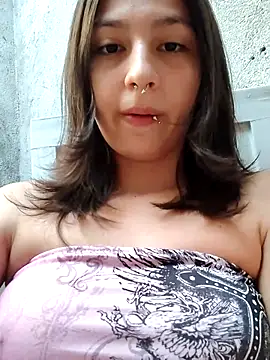 Maiden-Hot online show from March 2026 07:32:01 PM