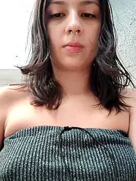 Maiden-Hot online show from February 2026 08:41:02 PM