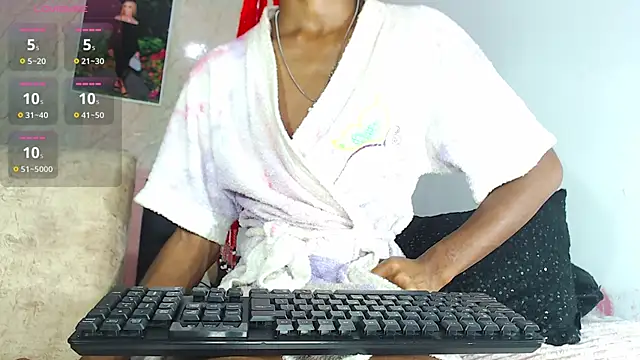 k stormi  online show from November 2025 07:00:02 AM