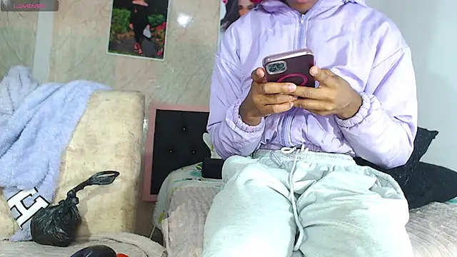 k stormi  online show from November 2025 01:31:02 AM