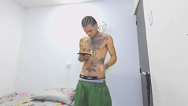 hot man05 online show from February 2026 05:29:02 AM