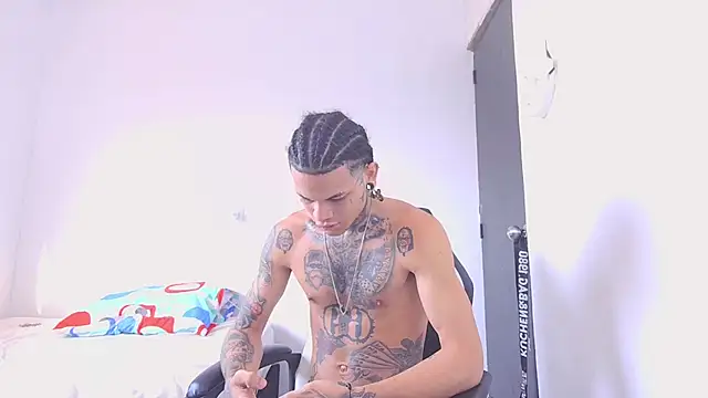 hot man05 online show from February 2026 02:02:01 PM