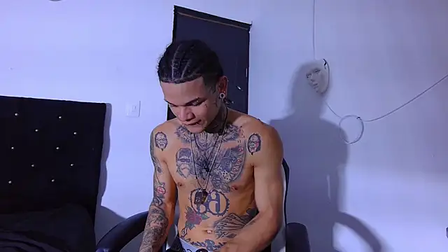 hot man05 online show from December 2025 12:46:01 AM