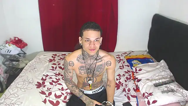 Snapshot of hot_man05 chatting on February 2025 12:49:02 AM hot man05 online show from February 2025 12:49:02 AM