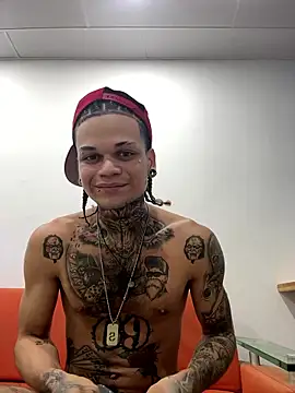 hot man05 online show from January 2026 12:17:01 AM