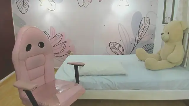 mia vanucci1 online show from February 2025 03:59:02 AM