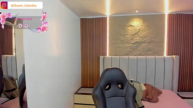 CALANTHELOVE1 online show from April 2026 01:18:01 PM