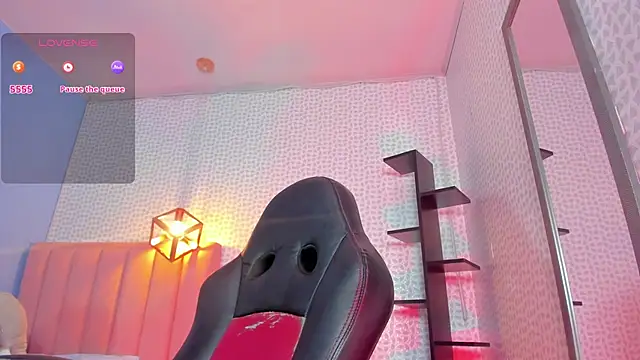 CALANTHELOVE1 online show from November 2025 03:11:02 AM