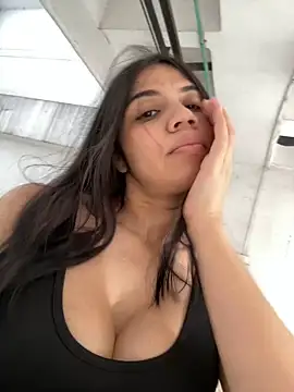 sammy liz online show from February 2025 10:04:02 PM