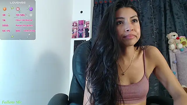 ellajonz online show from March 2026 05:44:01 AM