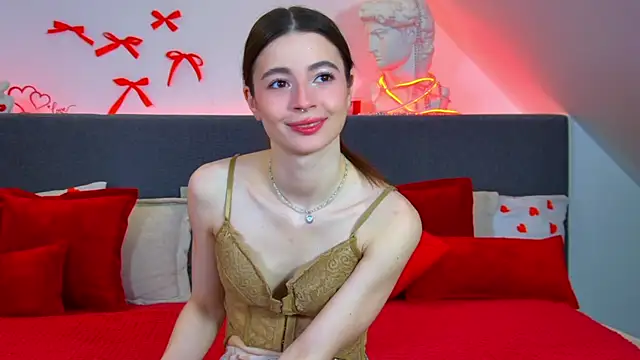 AmeliaFlares online show from April 2026 07:19:01 PM