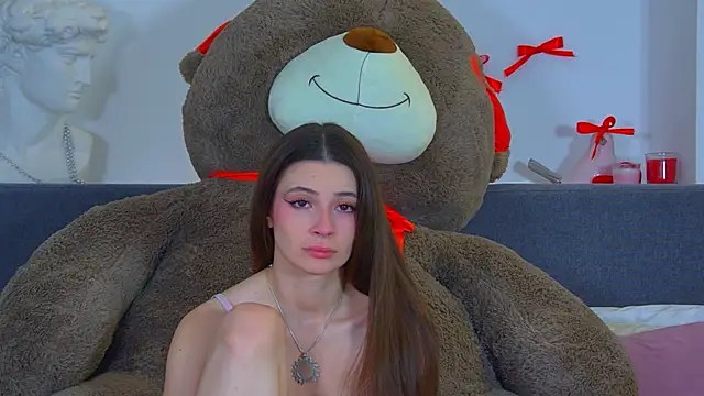 AmeliaFlares online show from November 2025 06:22:02 PM