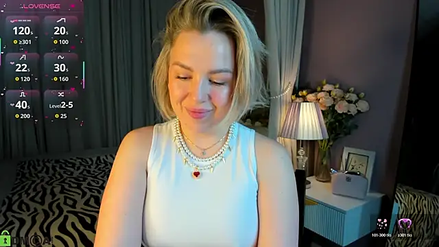 Nikki Kai online show from October 2025 12:45:02 AM