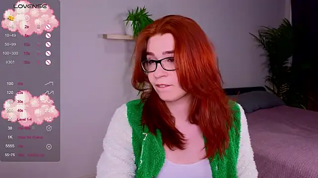 Snapshot of Anncouette_ chatting on February 2025 10:28:02 AM Anncouette online show from February 2025 10:28:02 AM