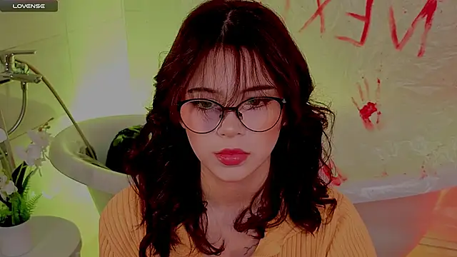 Snapshot of Hotary_Yuko chatting on November 2025 03:24:02 AM Hotary Yuko online show from November 2025 03:24:02 AM