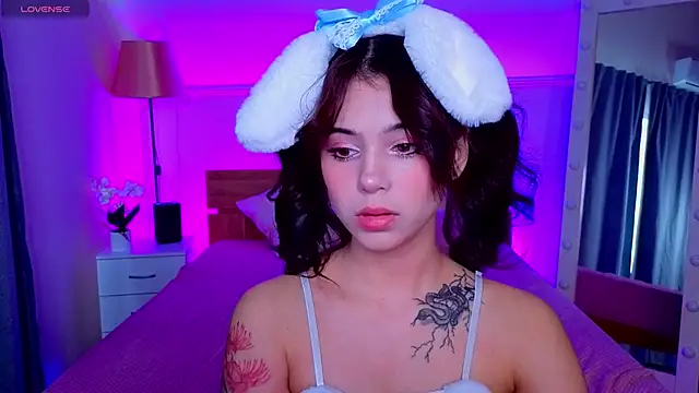 Snapshot of Hotary_Yuko chatting on November 2025 03:01:01 AM Hotary Yuko online show from November 2025 03:01:01 AM