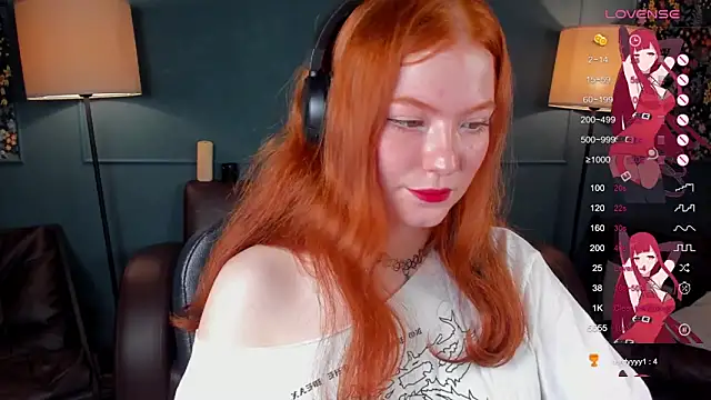 SophieOuld online show from September 2025 09:53:01 AM
