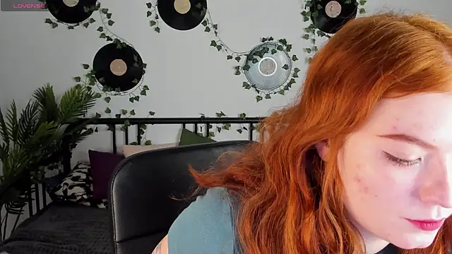 SophieOuld online show from March 2025 03:23:02 AM