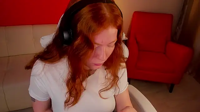 SophieOuld online show from October 2025 03:08:01 AM