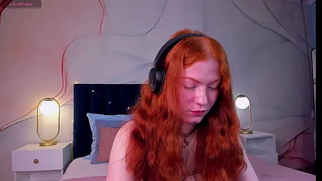 SophieOuld online show from October 2025 02:56:01 AM