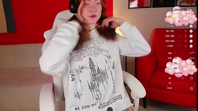 SophieOuld online show from September 2025 02:38:02 AM