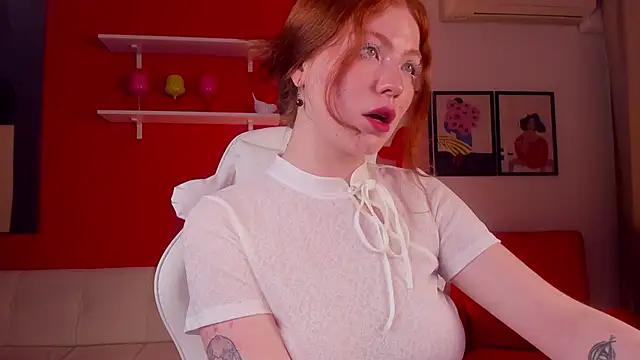 SophieOuld online show from September 2025 09:15:01 AM